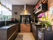 Sobrado com 5 dormitórios à venda, 300 m² por R$...