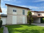 Sobrado com 5 dormitórios à venda, 300 m² por R$...