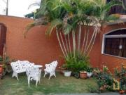 Sobrado com 5 dormitórios à venda, 301 m² por R$...