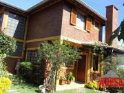 Sobrado com 5 dormitórios à venda, 324 m² por R$...