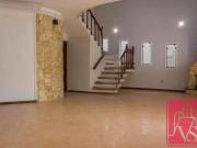 Sobrado com 5 dormitórios à venda, 355 m² por R$...