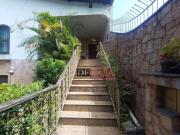 Sobrado com 5 dormitórios à venda, 421 m² por R$...