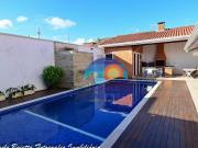 Sobrado com 5 dormitórios à venda, 459 m² por R$...