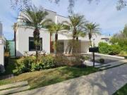 Casa á venda, com 5 dormitórios suítes, 533 m² por R$...