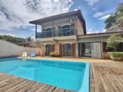 Sobrado com 5 dormitórios à venda Jardim Capricórnio...