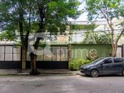 Sobrado com 5 dormitórios e 2 banheiros à venda Jardim...