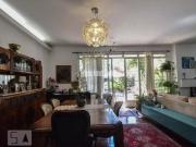 Sobrado com 5 Quartos e 5 banheiros à Venda, 370 m