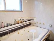 Sobrado com 5 suítes para venda ou aluguel no Brooklin!