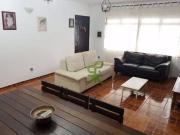 Sobrado com 6 dormitórios à venda, 180 m² por R$...