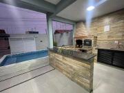 Sobrado com 6 dormitórios à venda, 236 m² por R$...