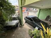 Sobrado com 6 dormitórios à venda, 250 m² por R$...