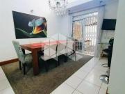 Sobrado com construção imponente, 400m² de área total,...