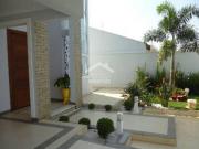 SOBRADO COM FINO ACABAMENTO NO JD ESPLANADA