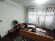 Sobrado com ótima disposição de 130m² composto por 3...