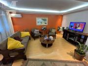 SOBRADO COM ÓTIMO TERRENO HÁ METROS DO PALLADIUM AO LADO...