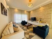 Sobrado com piscina, 312mÂ², 03 quartos 01 deles suite