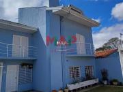 Sobrado com Piscina 313 m² 5 Quartos Cajuru