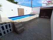 SOBRADO COM PISCINA À VENDA NA PRAIA DE MONGAGUÁ