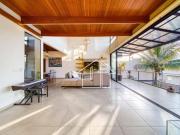 Casa com 3 dormitórios à venda, 342 m² por R$...