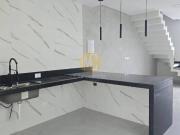 SOBRADO COM PISCINA A VENDA NO PORTO NOVO CARAGUATATUBA SP