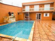 SOBRADO COM PISCINA COM 5 QUARTOS A 50 METROS DO MAR EM...