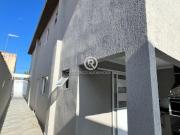 Sobrado com Piscina em Excelente localização do bairro...