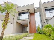 Sobrado com piscina, no Aristocrata, São José dos Pinhais