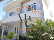 Sobrado com Piscina no Condominio Portal do Patrimonium...