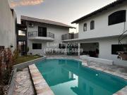 Sobrado com piscina no Jardim Universitário