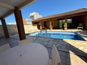 Sobrado com piscina próximo ao mar Atami