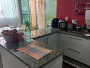 sobrado com quintal bairro Mogi Moderno