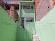 Sobrado com Quintal e Churrasqueira no Jardim Maria...