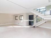 Sobrado com Terraço Condomínio fechado no Uberaba