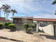 Sobrado com Terraço e Sacada em Canoas