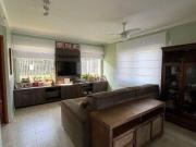 Sobrado com vista para o Rio, 3 quartos, suite, pátio...