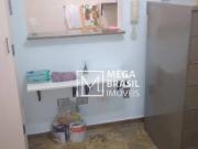 Sobrado Comercial com sala no 1o andar e 2 salas no 1o...