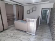 Sobrado cômodos Grandes! 5 min 400m a pé ao Metrô...