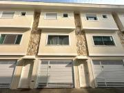 SOBRADO CONDOMINIO FECHADO