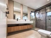 Sobrado Condomínio Jardim Villa Romana, com 3 suítes 285 m²