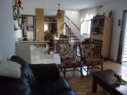 Sobrado de 03 dormitórios com armários no Jd Bonfiglioli