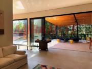 Sobrado de 1200m² com 3 quartos