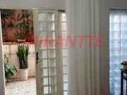 Sobrado de 200m² com 8 quartos