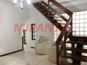 Sobrado de 210m² com 3 quartos