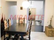 Sobrado de 233m² com 4 quartos