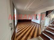 Sobrado de 242m² com 3 quartos