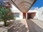 Sobrado de 252m² com 4 quartos