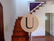 Sobrado de 255m2 em rua particular, à venda no Campo Grande