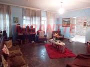 Sobrado de 298m² com 5 quartos