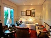 Sobrado de 300m² com 4 quartos