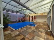 Sobrado de 310m² com 5 quartos